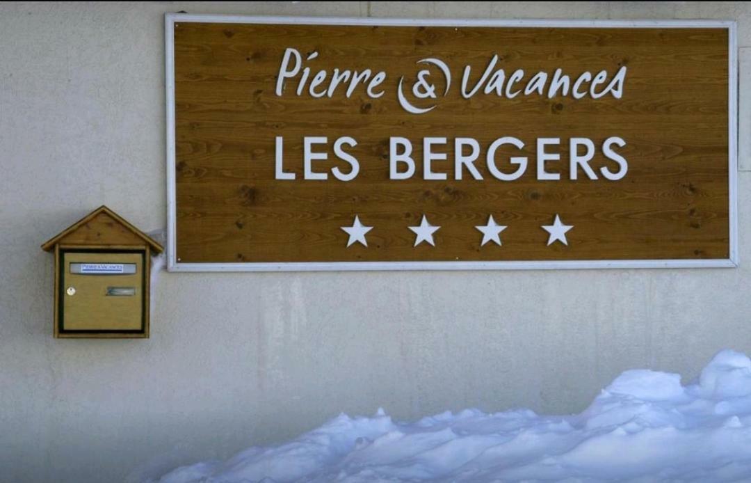 Appart 4/5 pers résidence 4* des Bergers pieds des pistes Alpe d'Huez Esterno foto